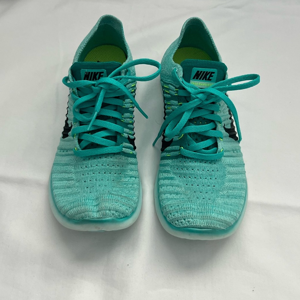 Nike Women's Teal Running Shoes